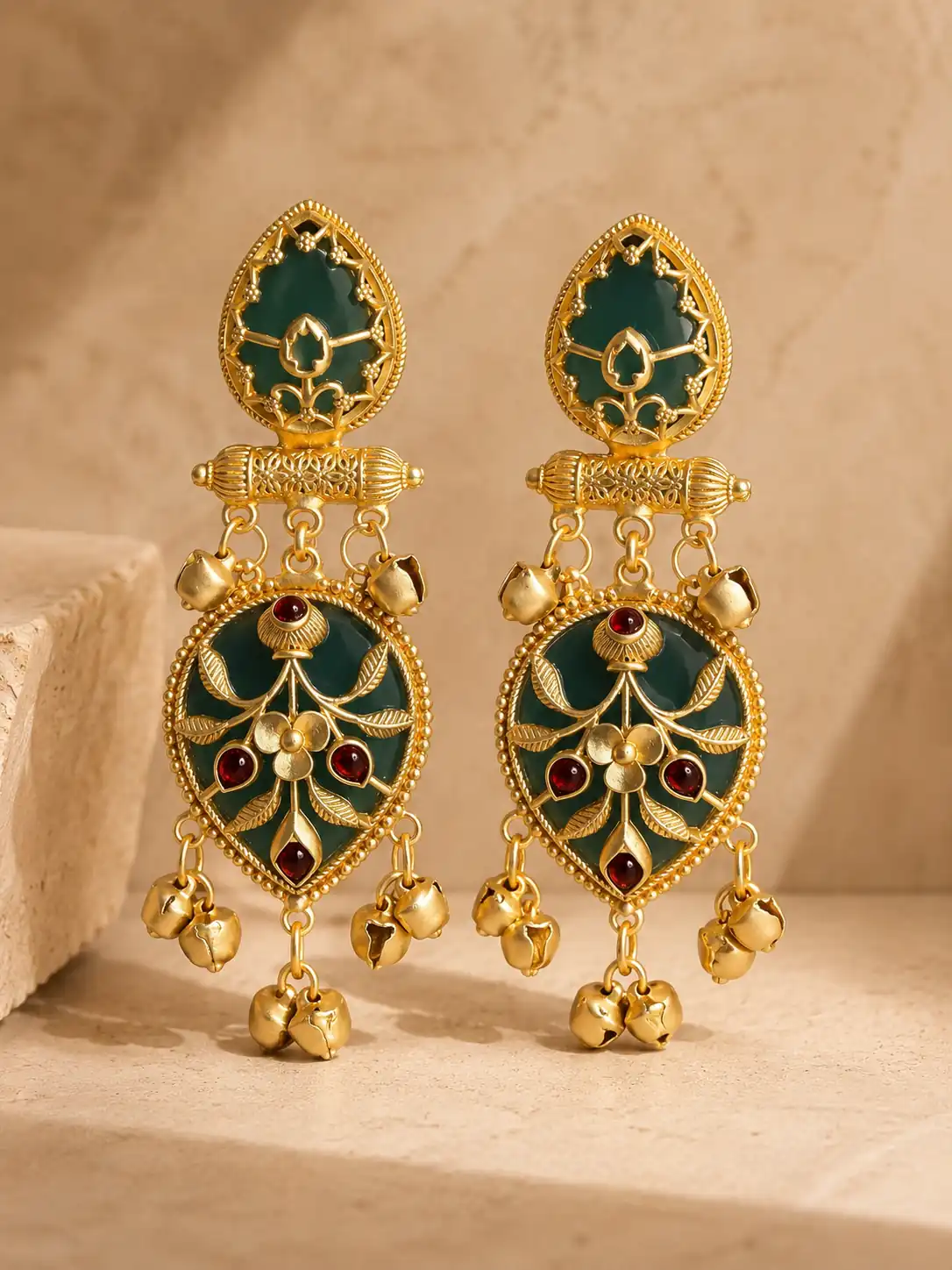 zareen-shalimar-green-floral-drop-earrings
