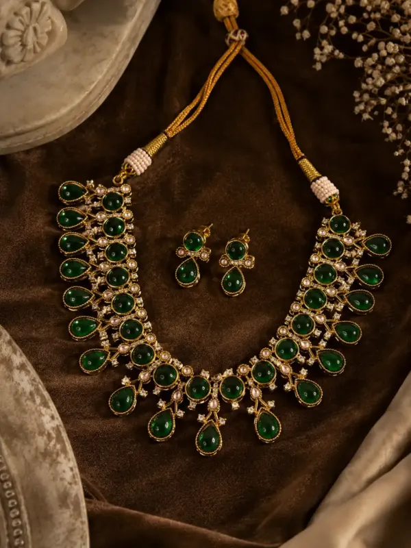 antique kundan necklace set for women – Rajvalli Green Round & Teardrop Necklace Set, additional product view 5
