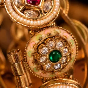 pastel medallion bangle pair – Gulistan Darbar Pastel Medallion Bangle Pair