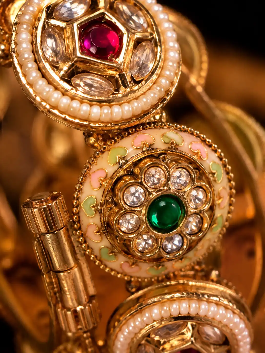 gulistan-darbar-pastel-medallion-bangle-pair