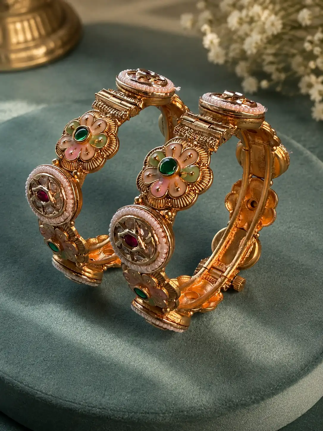 meher-gulistan-pastel-medallion-kada-pair