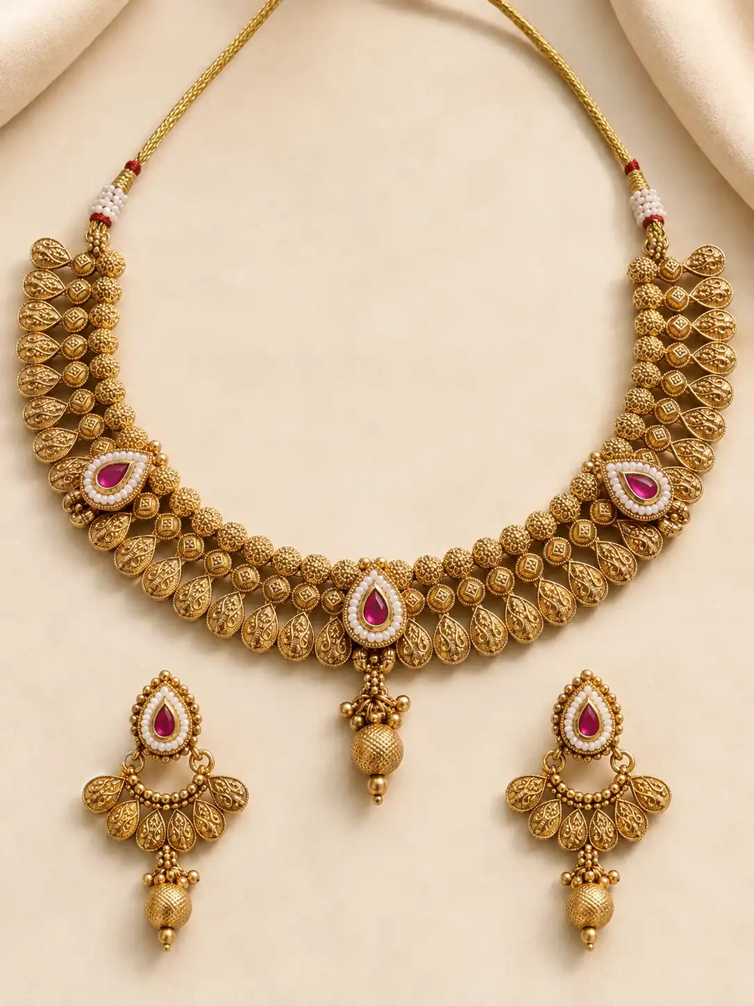 rajmohini-pink-teardrop-heritage-necklace-set