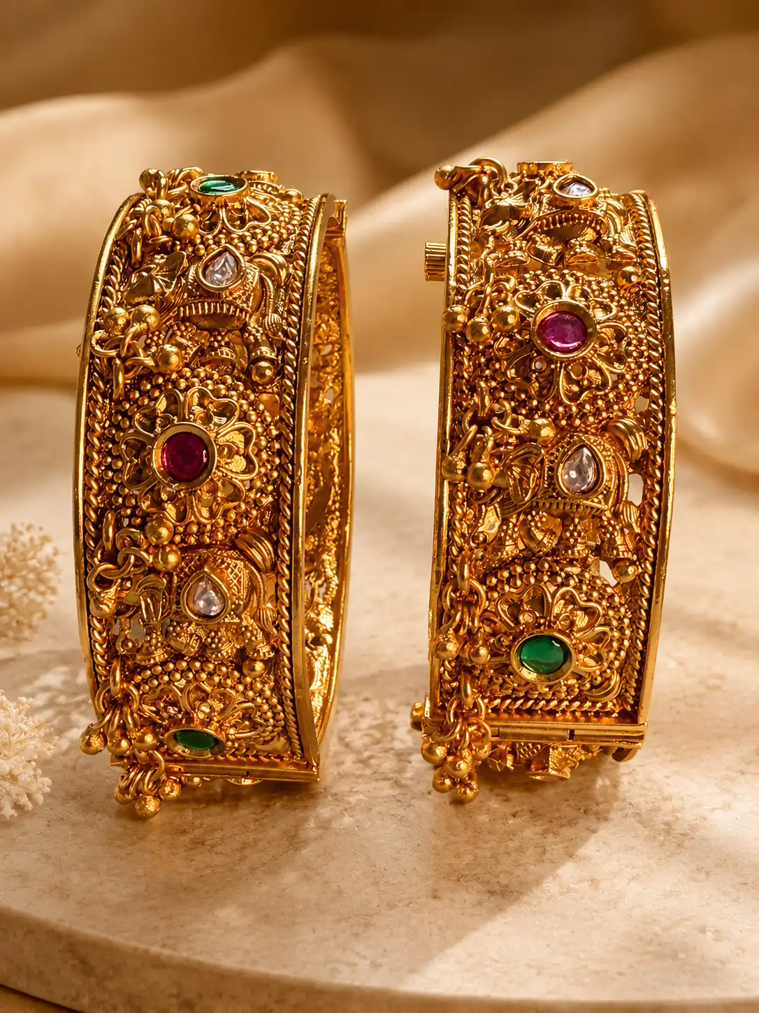 rani-bagh-sculpted-temple-style-kada-pair