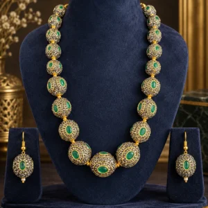 emerald antique bead necklace set – Maharani Emerald Ornate Bead Necklace Set